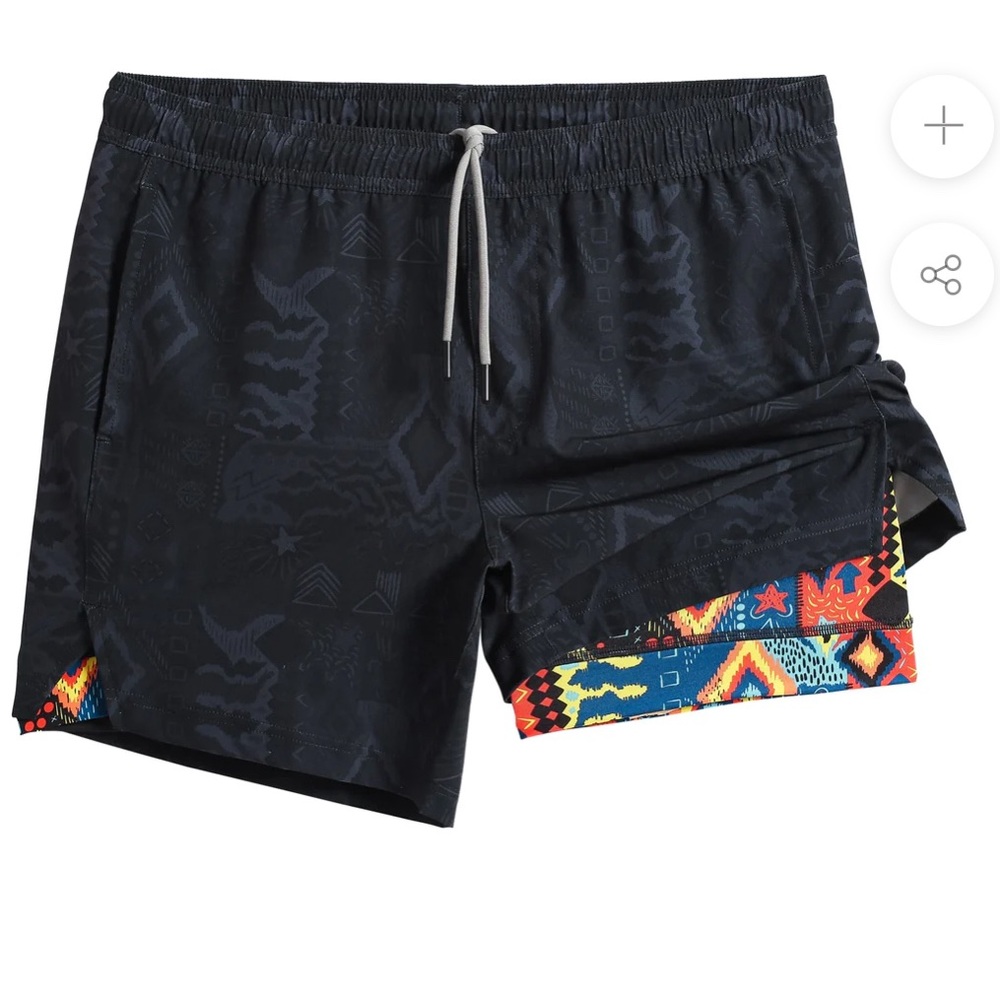 Maamgic 2in1 Lined Gym Shorts - Black Mayan print - Size XL